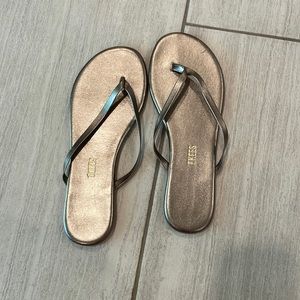 Metallic Tkees flip flops, never worn except to try in the house